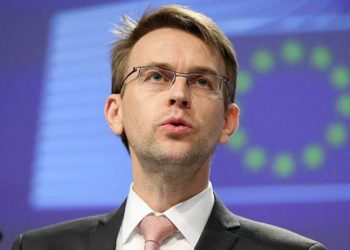 ЕС призывает тщательно расследовать  нападение азербайджанцев  на сотрудников полиции в Арцахе