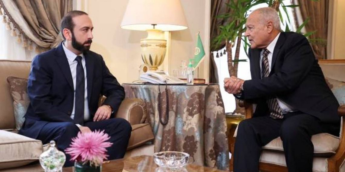 Глава МИД Армении подчеркнул недопустимость необоснованных попыток Баку манипулировать религиозным фактором