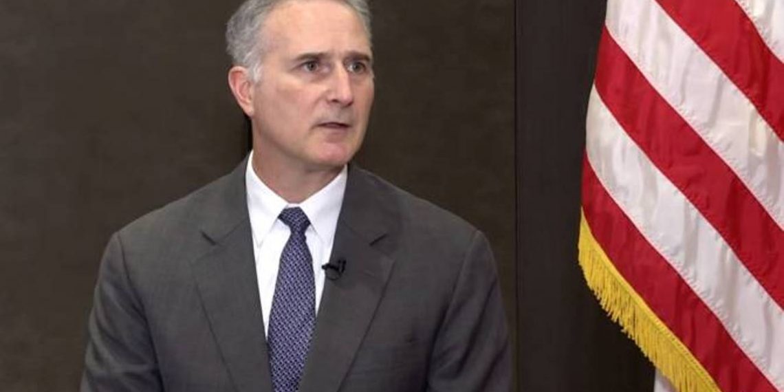 Мирный договор между Арменией и Азербайджаном должен включать также Нагорный Карабах: Луис Боно