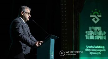 Около 200 участников сплотились вокруг одной идеи: в Ереване проходит конференция «Будущее армянское»
