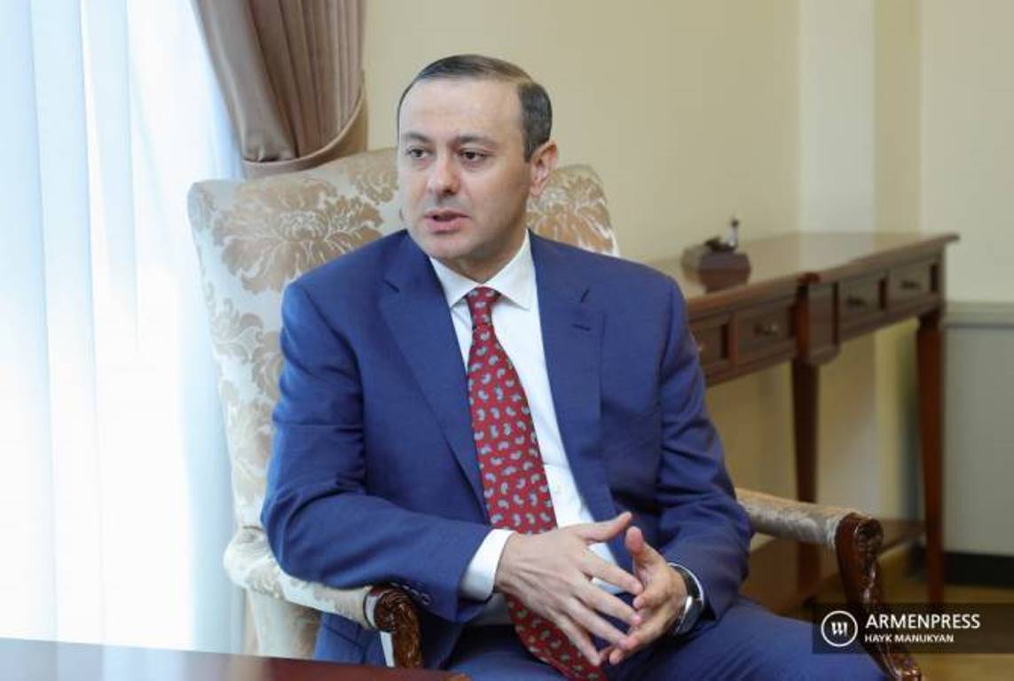 Армения не обсуждала вопрос интеграции Арцаха в состав Азербайджана: секретарь Совбеза Армении