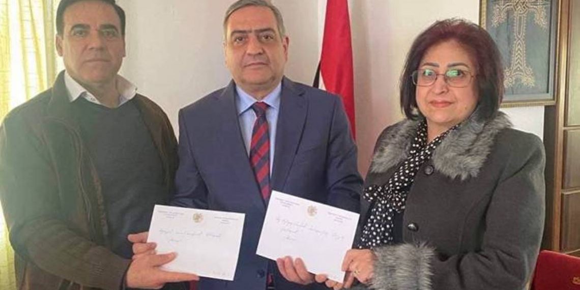 Посол Армении в Сирии передал армянским школам Латакии и Кесаба помощь от фонда «Айастан»