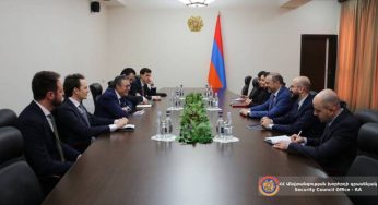 Армен Григорян и Андерс Фогг Расмуссен обсудили вопросы, связанные с урегулированием нагорно-карабахского конфликта