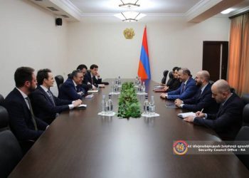 Армен Григорян и Андерс Фогг Расмуссен обсудили вопросы, связанные с урегулированием нагорно-карабахского конфликта