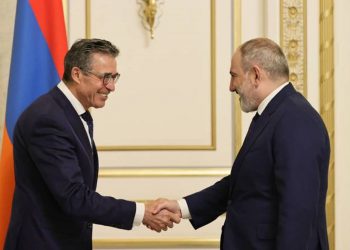 Премьер-министр Пашинян принял председателя организации “Rasmussen Global” Андерса Фога Расмуссена