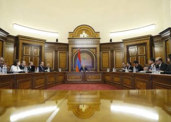 Премьер-министру представлен доклад о деятельности Службы государственного надзора за 2022 год