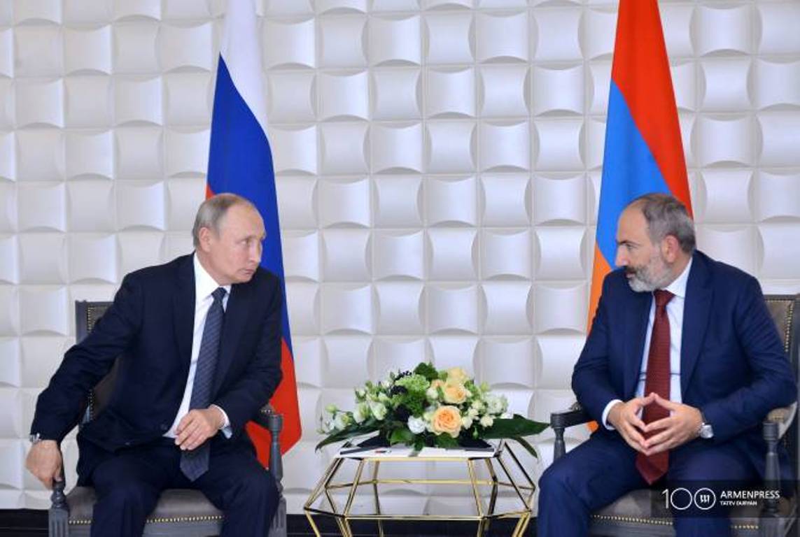 Пашинян сообщил Путину свое беспокойство по поводу новой эскалации в Нагорном Карабахе