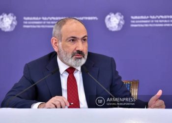 Не собираемся вручать Азербайджану мандат на проведение в Нагорном Карабахе этнических чисток или геноцида: Пашинян