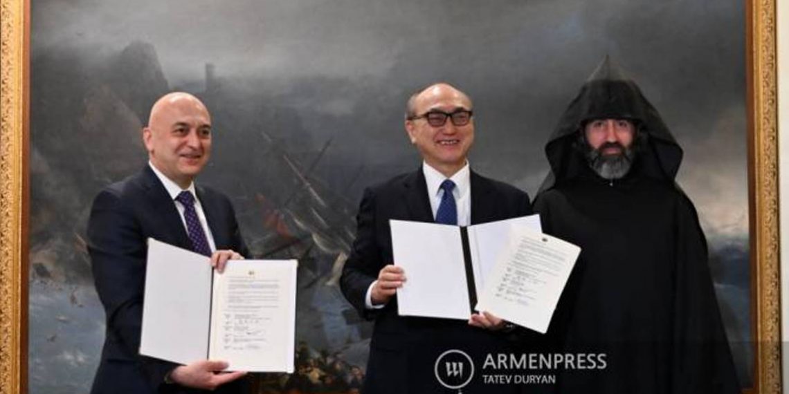 При содействии посольства Японии в музеях Эчмиадзина будет установлено оборудование для сохранности экспонатов