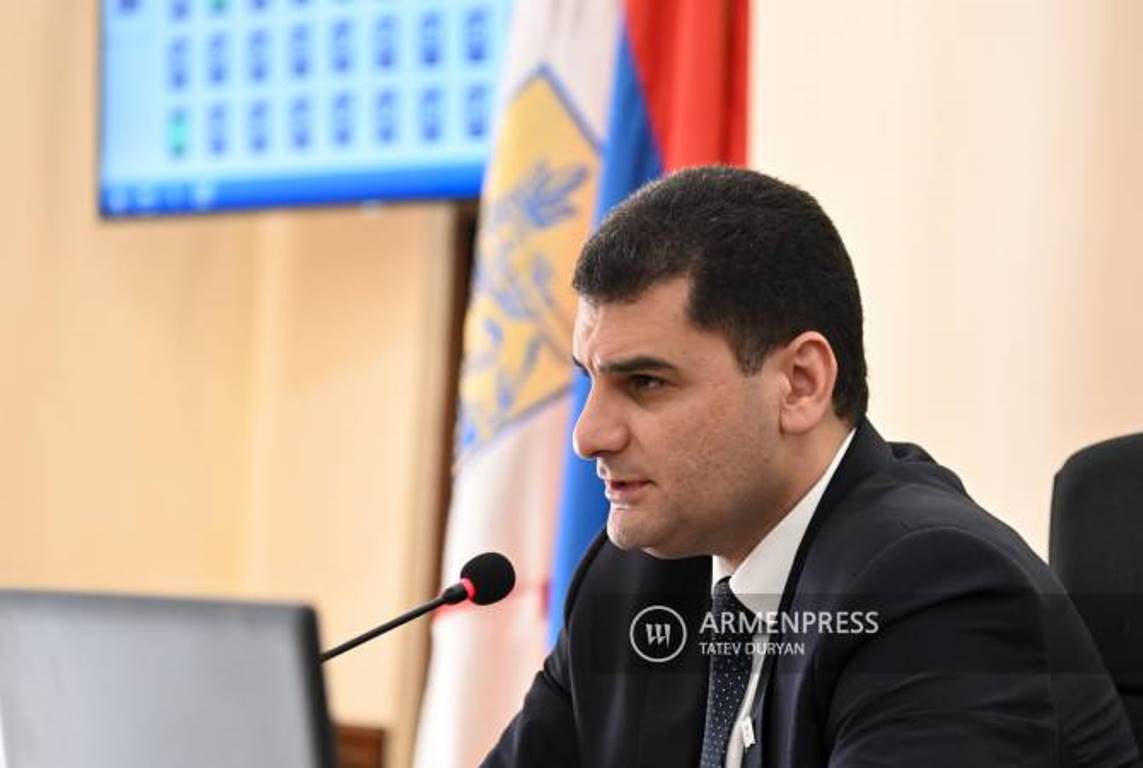 Мэр Еревана Грачья Саркисян подал в отставку