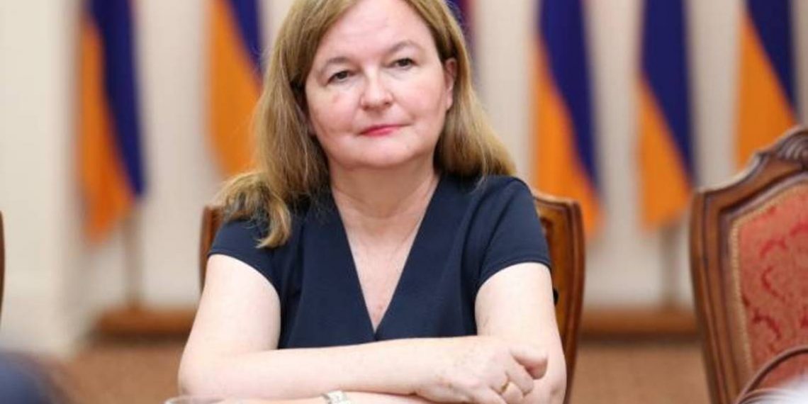 Блокада Лачинского коридора должна быть снята, мирные переговоры быть на основе Хельсинкского акта: Натали Лузо