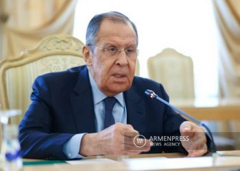 Лавров назвал переговоры с Мирзояном весьма насыщенными