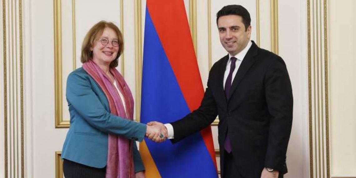 Спикер НС Армении на следующей неделе с рабочим визитом посетит Германию