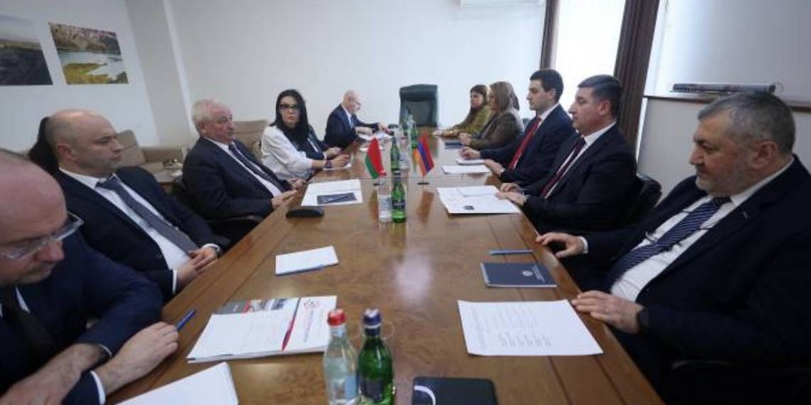 Принять участие в строительных проектах