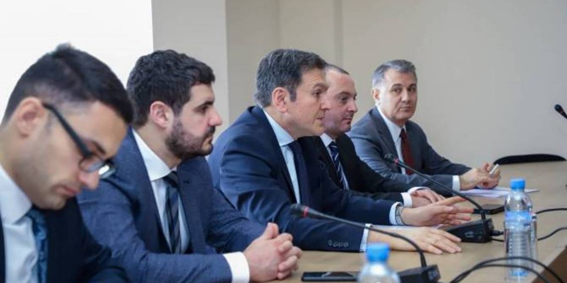 Замглавы МИД Армении представил депутатам Бундестага необходимость направления миссии в НК и Лачинский коридор