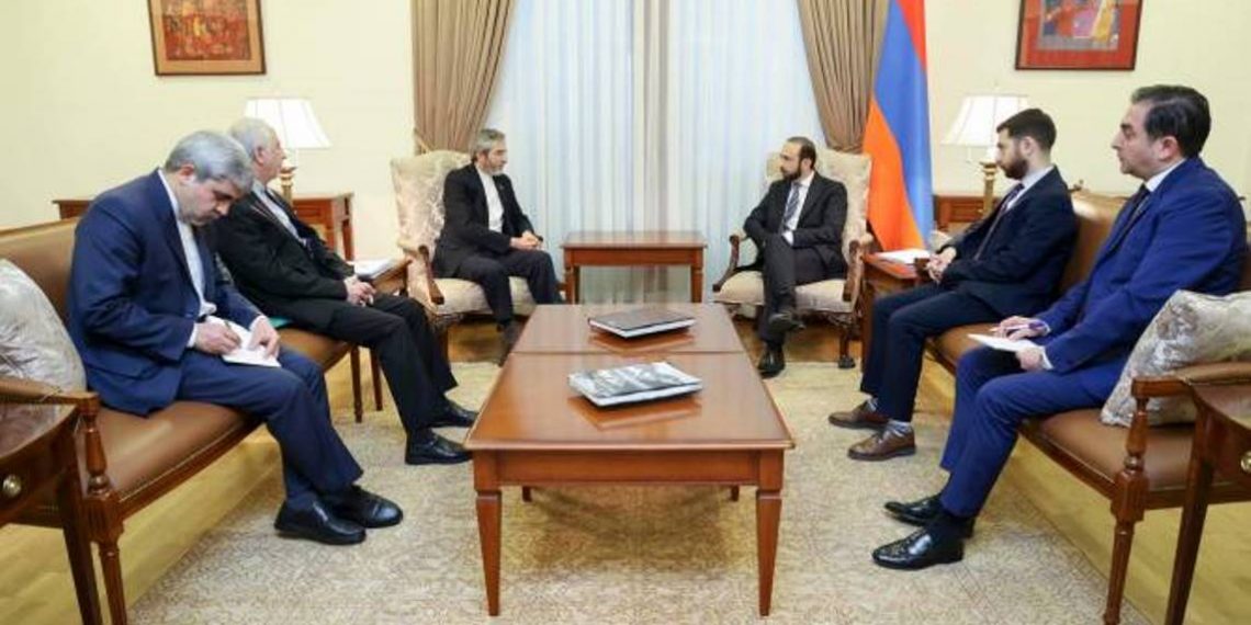 Глава МИД Армении и замглавы МИД Ирана обсудили вопросы безопасности в регионе
