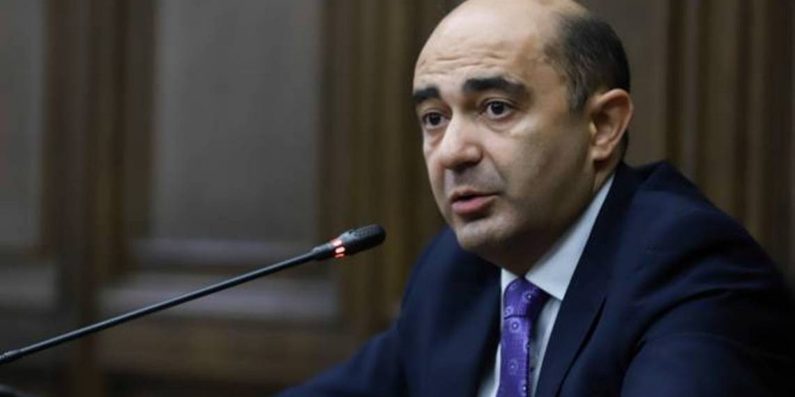 Выстрелом Азербайджана убит армянский военнослужащий: практика приравнивания жертвы и агрессора неприемлема