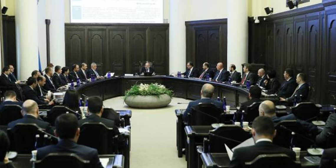 Мирный договор будет заключен на основе письменных документов, достигнутых на высшем уровне: ответ Пашиняна Алиеву