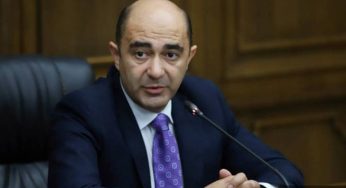 Вопрос Нагорного Карабаха со своей политической и правовой историей несравним с вопросом Донецка, Луганска или Косово