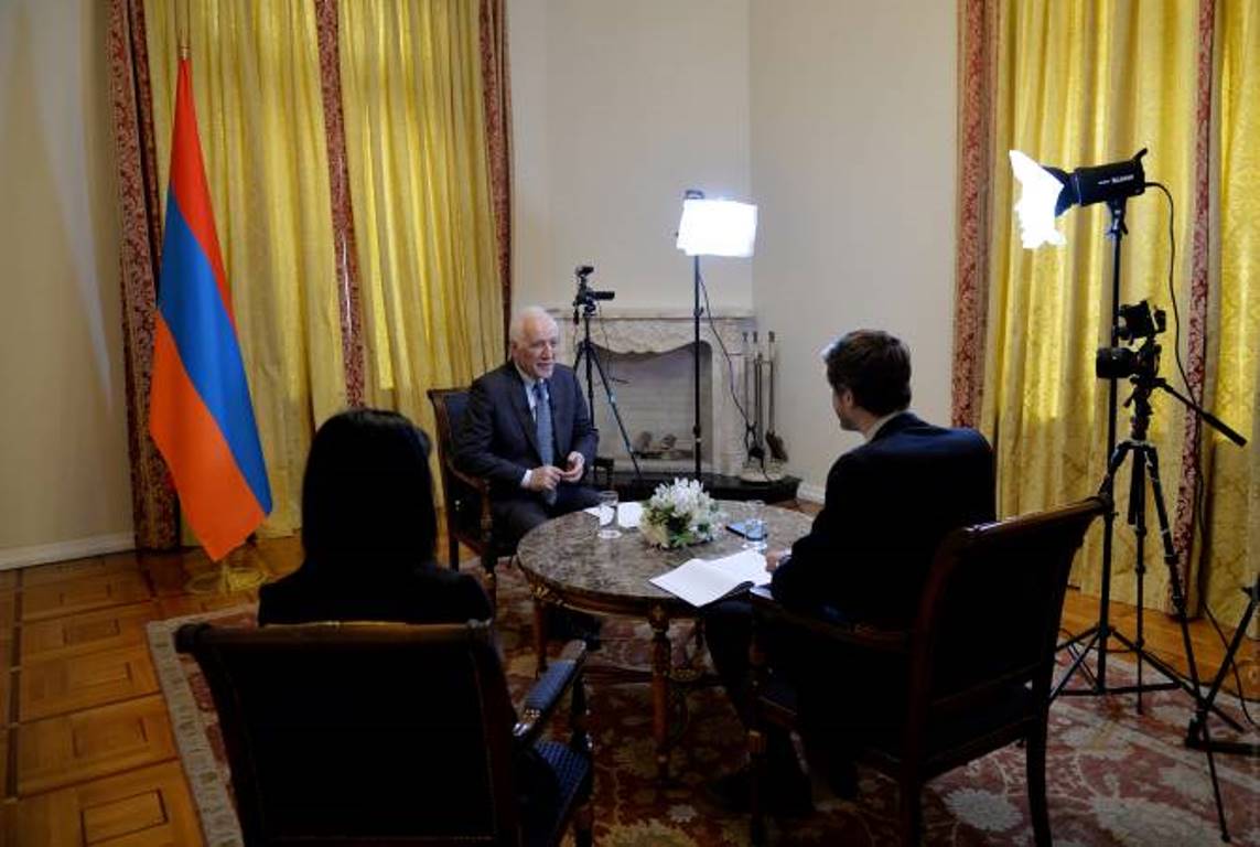 Мы должны стремиться к миру, а не к войне. Интервью президента Армении итальянскому La Repubblica