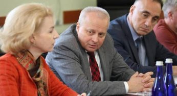 Губернатор Тавушской области и посол РФ обсудили вопросы, связанные с пограничной безопасностью