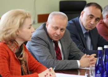 Губернатор Тавушской области и посол РФ обсудили вопросы, связанные с пограничной безопасностью