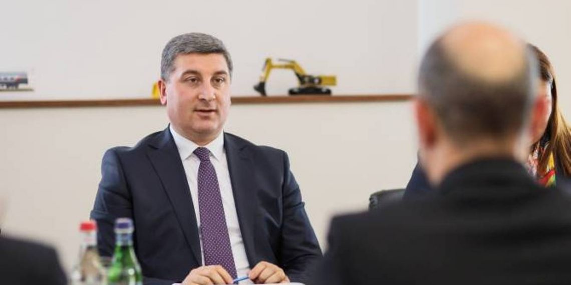 Министр ТУИ Армении и региональный директор ИКАО обсудили вопросы авиационной сферы Армении  