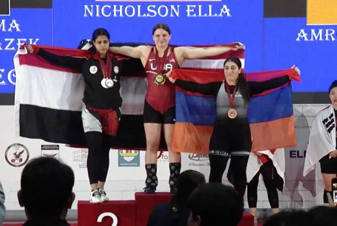 Анна Амроян завоевала бронзу на Молодежном чемпионате мира по тяжелой атлетике