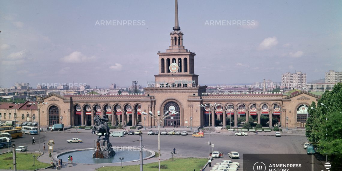 Азербайджанцы покидали Армению добровольно