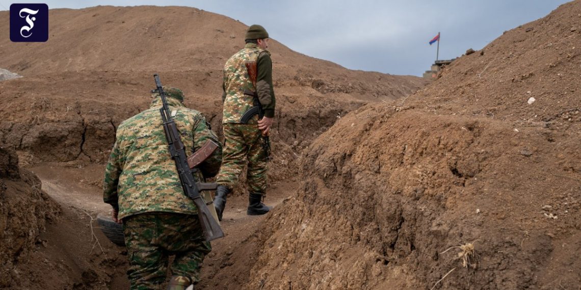 Азербайджан нарушил соглашение о прекращении огня с Арменией: Frankfurter Allgemeine Zeitung