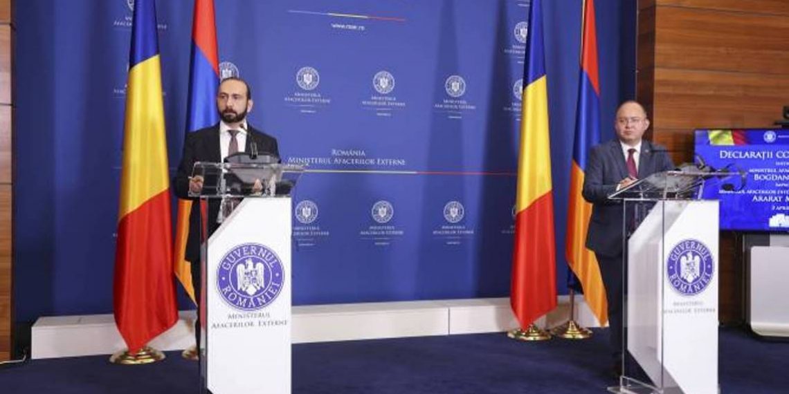 В Трехстороннем заявлении почти нет какого-либо положения, которое не нарушалось бы Азербайджаном: министр ИД Армении