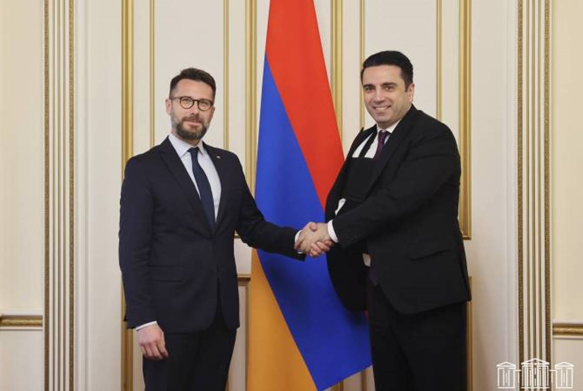 Польша планирует расширить участие наблюдателей ЕС в Армении