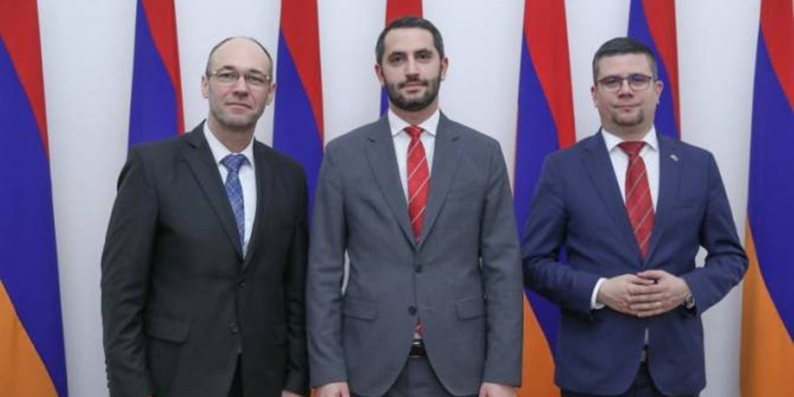 Рубен Рубинян принял делегацию воглаве с руководителем группы дружбы Хорватия-Армения