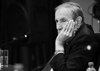 Первый президент Армении призывает отстранить от должности спикера Национального собрания