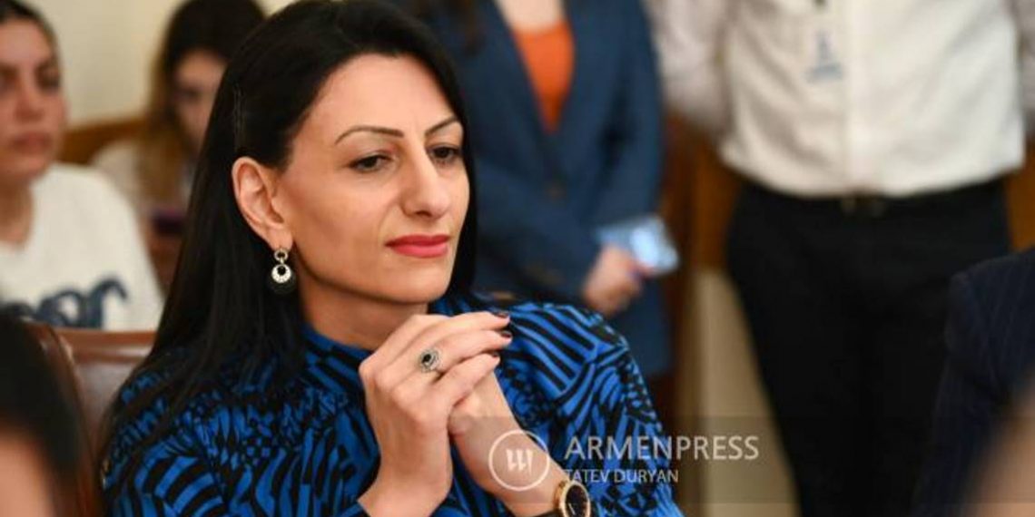 Комиссия Национального собрания Армении на должность Омбудсмена утвердила кандидатуру Анаит Манасян