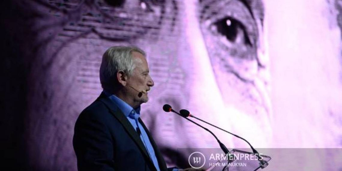 Одной из сфер, отстающих в цифровой трансформации, является здравоохранение: эксперт по цифровой трансформации и финтеху