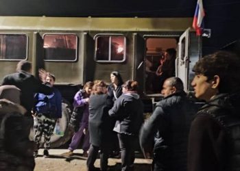 Азербайджанцы потребовали, чтобы желающие вернуться из Армении граждане Арцаха приняли азербайджанское гражданство