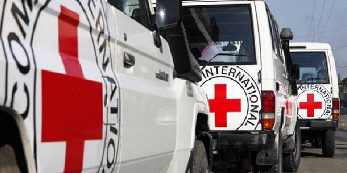 При сопровождении МККК из Арцаха в Армению были переведены 12 пациентов, 9 человек вернулись