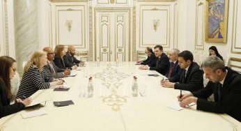 Премьер-министр Армении принял заместителя секретаря по глобальным рынкам Департамента торговли США