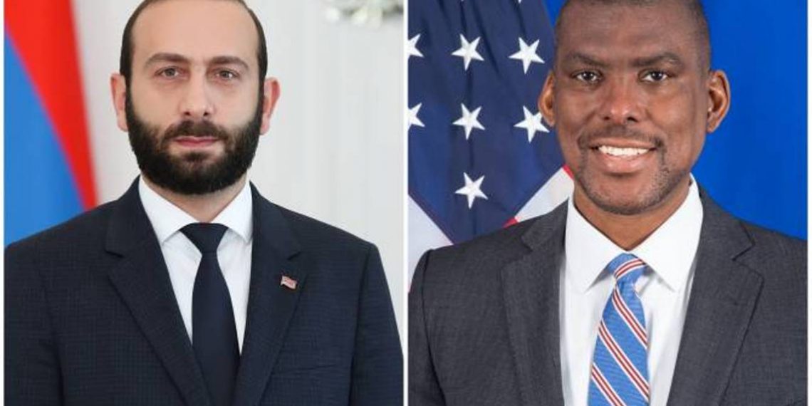 Министр иностранных дел Армении провел телефонный разговор с и.о. заместителя госсекретаря США по делам Европы и Евразии