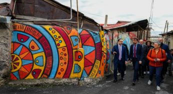 Вице-мэр Еревана Тигран Авинян и мэр Лиона Грегори Дусе посетили ереванский квартал Конд