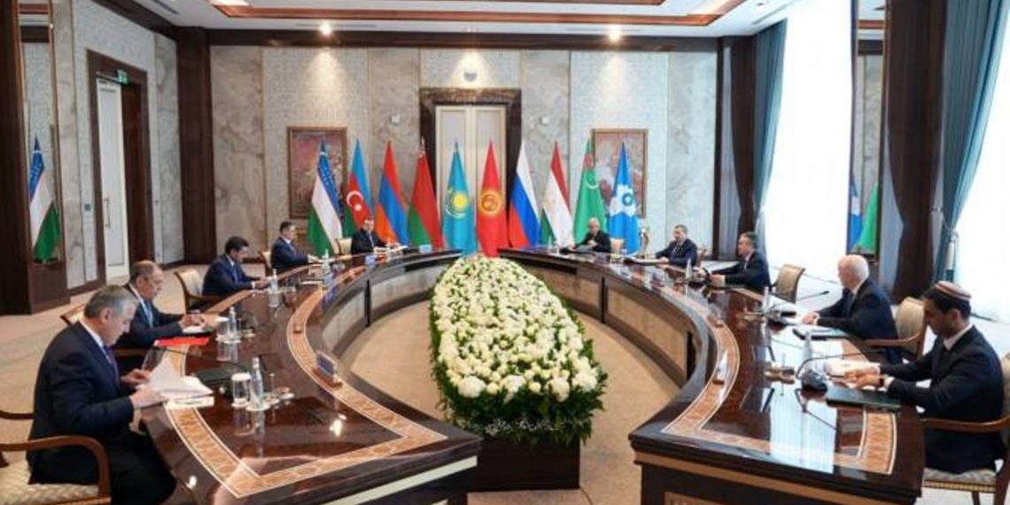 В Самарканде началось заседание Совета министров иностранных дел стран СНГ