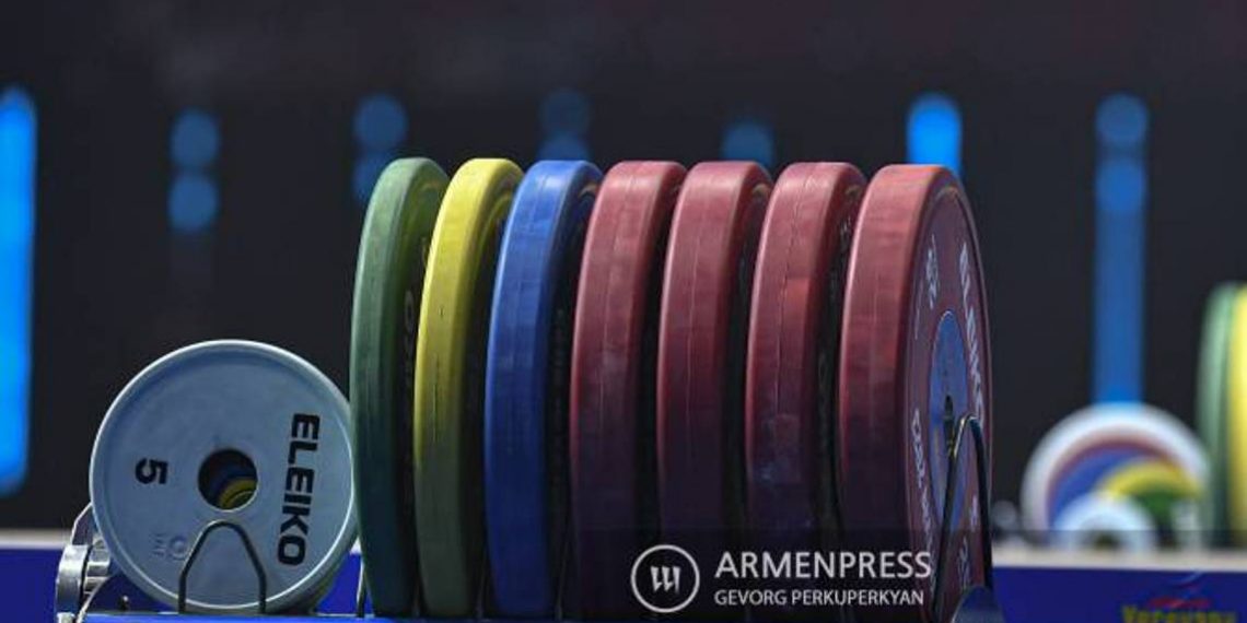 На третий день соревнований чемпионата Европы по тяжелой атлетике выступит один представитель Армении