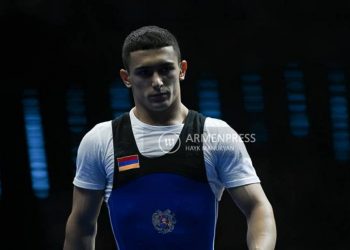 Тяжелоатлет Гор Саакян завоевал золото на ЧЕ