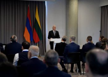 Президенты Армении и Литвы приняли участие в официальной церемонии открытия армяно-литовского бизнес-форума