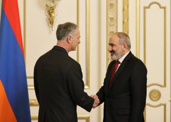 Никол Пашинян и Луис Боно обсудили вопросы урегулирования нагорно- карабахского конфликта