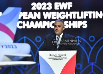 Антонио Конфлитти считает, что Армения имеет большие шансы принять в следующем году чемпионат мира по тяжелой атлетике