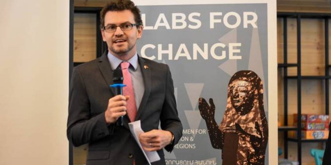 Для устойчивого и инклюзивного экономического роста Армения должна использовать навыки и опыт своих гражданок: Галлагер