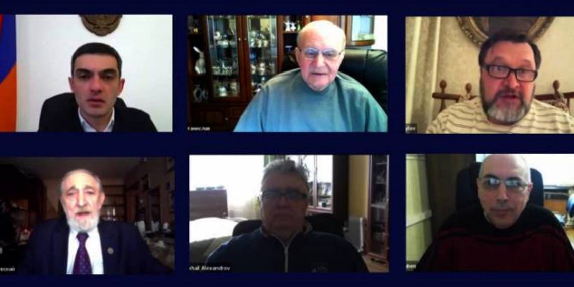Министр иностранных дел Арцаха провел онлайн-встречу с российскими политологами и аналитиками