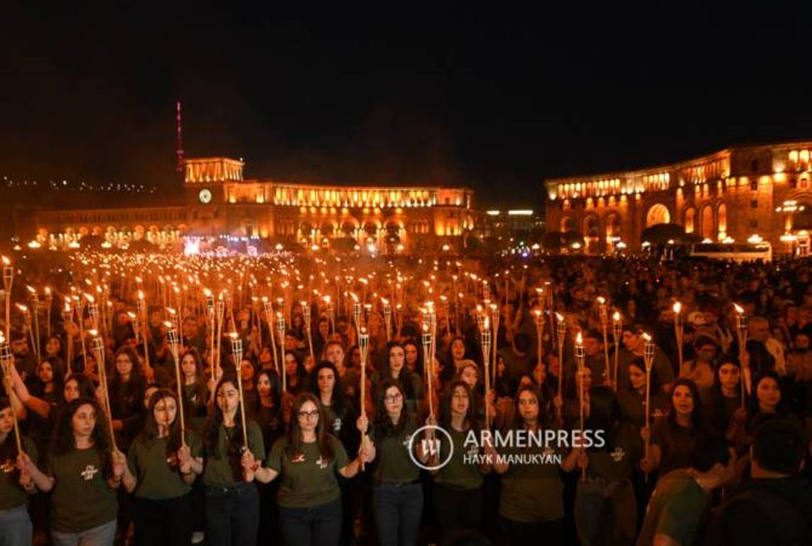 Факельное шествие в этом году начнется с площади Республики